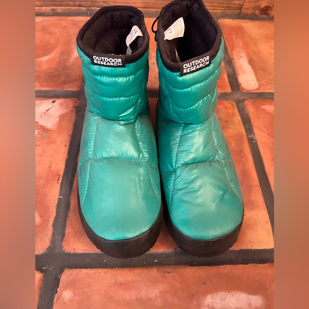Outdoor Research Tundra Trax Booties